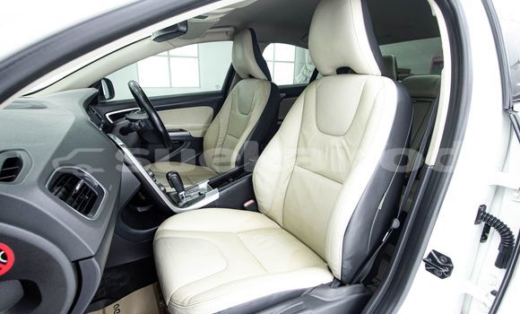 Buy Used Volvo S60 White Car in Bangkok in Bangkok Buy Used Volvo S60 White Car in Bangkok in Bangkok