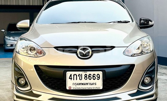 ซื้อ รถมือสอง Mazda 2 สีน้ำตาล รถยนต์ ใน %{เมือง} ใน กรุงเทพมหานคร