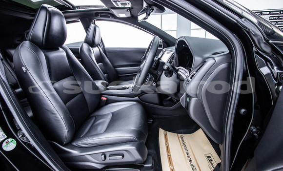 ซื้อ รถมือสอง Honda HR-V สีดำ รถยนต์ ใน %{เมือง} ใน กรุงเทพมหานคร ซื้อ รถมือสอง Honda HR-V สีดำ รถยนต์ ใน %{เมือง} ใน กรุงเทพมหานคร