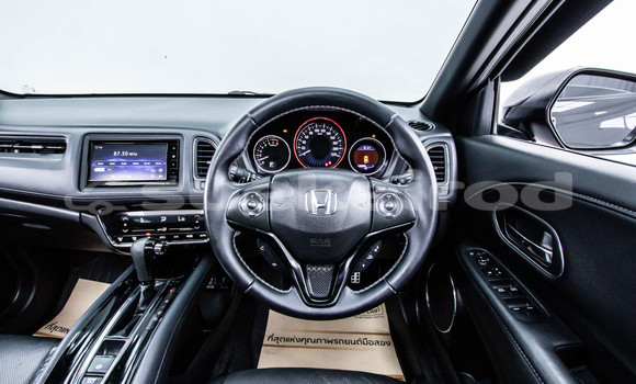 ซื้อ รถมือสอง Honda HR-V สีดำ รถยนต์ ใน %{เมือง} ใน กรุงเทพมหานคร ซื้อ รถมือสอง Honda HR-V สีดำ รถยนต์ ใน %{เมือง} ใน กรุงเทพมหานคร