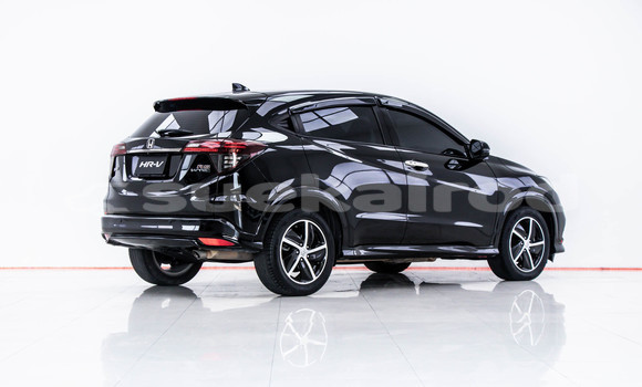 ซื้อ รถมือสอง Honda HR-V สีดำ รถยนต์ ใน %{เมือง} ใน กรุงเทพมหานคร ซื้อ รถมือสอง Honda HR-V สีดำ รถยนต์ ใน %{เมือง} ใน กรุงเทพมหานคร