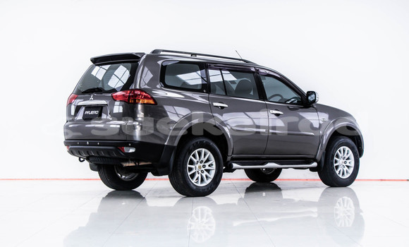 ซื้อ รถมือสอง Mitsubishi Pajero Sport สีน้ำตาล รถยนต์ ใน %{เมือง} ใน กรุงเทพมหานคร ซื้อ รถมือสอง Mitsubishi Pajero Sport สีน้ำตาล รถยนต์ ใน %{เมือง} ใน กรุงเทพมหานคร