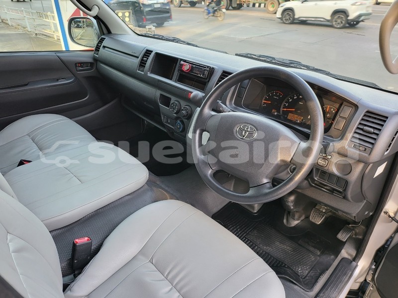 Big with watermark toyota commuter bangkok bangkok 69365