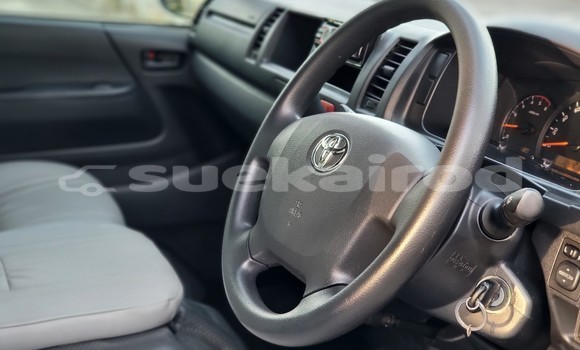 Buy Used Toyota Commuter Silver Car in Bangkok in Bangkok Buy Used Toyota Commuter Silver Car in Bangkok in Bangkok