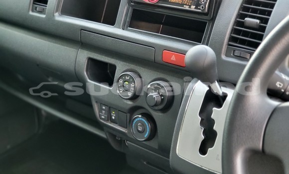 Buy Used Toyota Commuter Silver Car in Bangkok in Bangkok Buy Used Toyota Commuter Silver Car in Bangkok in Bangkok