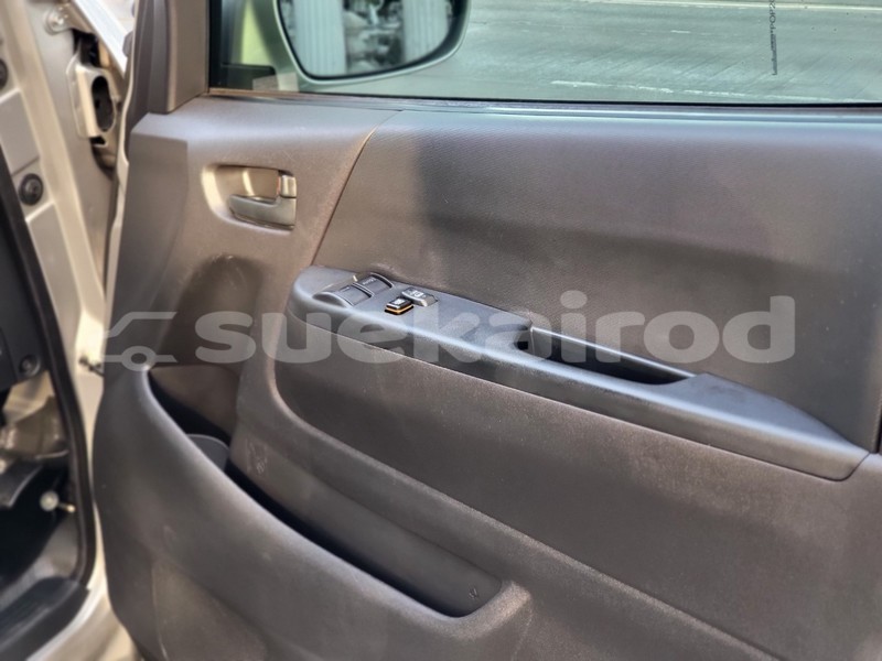 Big with watermark toyota commuter bangkok bangkok 69365