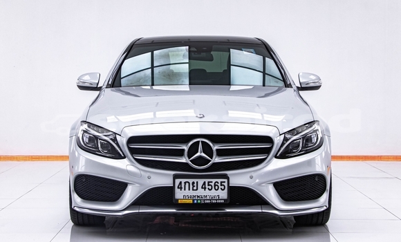 ซื้อ รถมือสอง Mercedes-Benz C-Classe อื่น ๆ รถยนต์ ใน %{เมือง} ใน กรุงเทพมหานคร