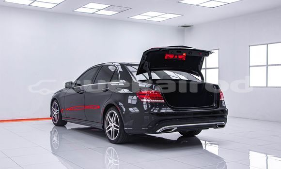 Buy Used Mercedes-Benz E-Classe Black Car in Bangkok in Bangkok Buy Used Mercedes-Benz E-Classe Black Car in Bangkok in Bangkok