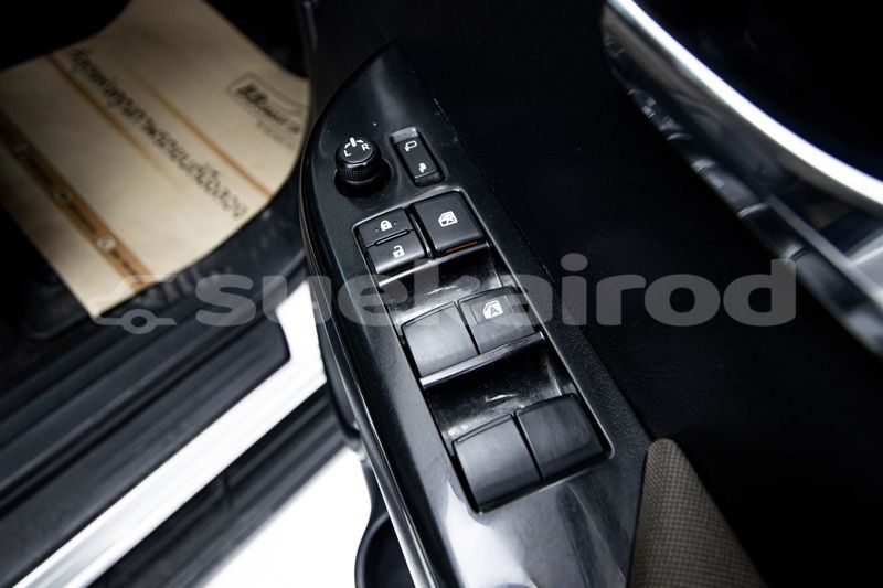 Big with watermark toyota hiluxe revo bangkok bangkok 69374