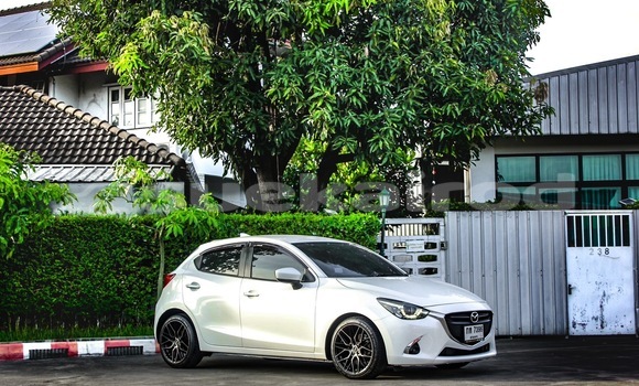 ซื้อ รถมือสอง Mazda 2 ขาว รถยนต์ ใน %{เมือง} ใน กรุงเทพมหานคร ซื้อ รถมือสอง Mazda 2 ขาว รถยนต์ ใน %{เมือง} ใน กรุงเทพมหานคร