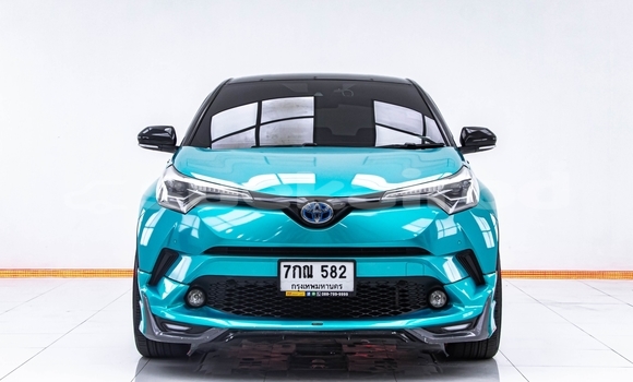 ซื้อ รถมือสอง Toyota C-HR อื่น ๆ รถยนต์ ใน %{เมือง} ใน กรุงเทพมหานคร