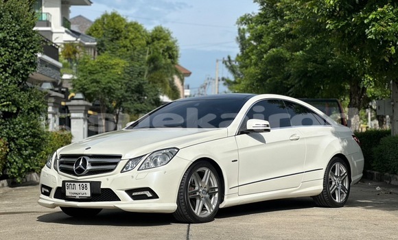 Buy Used Mercedes-Benz E-klasse White Car in Bangkok in Bangkok Buy Used Mercedes-Benz E-klasse White Car in Bangkok in Bangkok