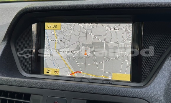 Buy Used Mercedes-Benz E-klasse White Car in Bangkok in Bangkok Buy Used Mercedes-Benz E-klasse White Car in Bangkok in Bangkok