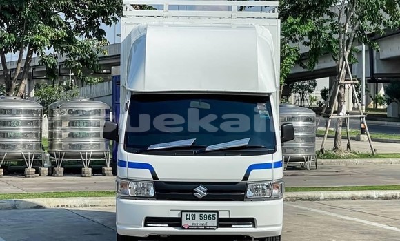 Buy Used Suzuki Carry White Car in Bangkok in Bangkok