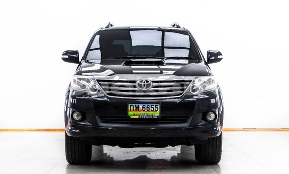 Buy Used Toyota Fortuner Black Car in Bangkok in Bangkok