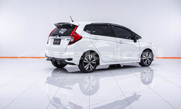 ซื้อ รถมือสอง Honda Jazz ขาว รถยนต์ ใน %{เมือง} ใน กรุงเทพมหานคร ซื้อ รถมือสอง Honda Jazz ขาว รถยนต์ ใน %{เมือง} ใน กรุงเทพมหานคร