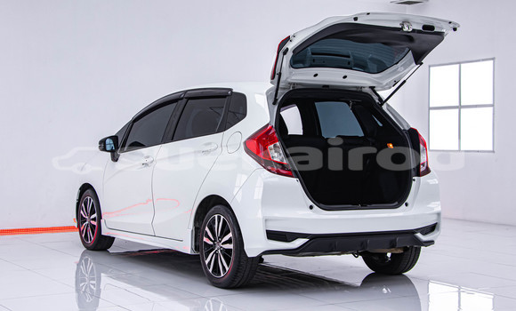 ซื้อ รถมือสอง Honda Jazz ขาว รถยนต์ ใน %{เมือง} ใน กรุงเทพมหานคร ซื้อ รถมือสอง Honda Jazz ขาว รถยนต์ ใน %{เมือง} ใน กรุงเทพมหานคร