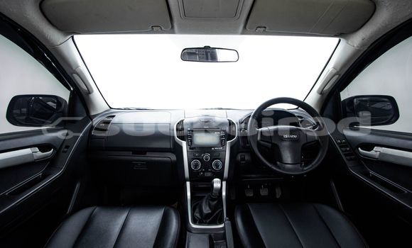 ซื้อ รถมือสอง Isuzu D-Max สีดำ รถยนต์ ใน %{เมือง} ใน กรุงเทพมหานคร ซื้อ รถมือสอง Isuzu D-Max สีดำ รถยนต์ ใน %{เมือง} ใน กรุงเทพมหานคร