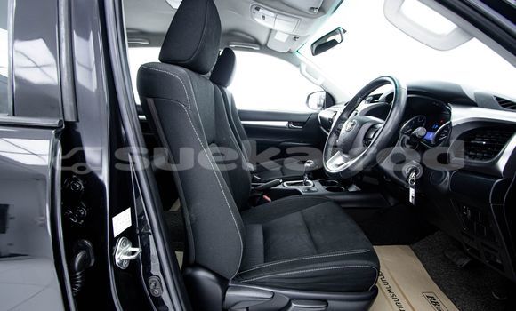 ซื้อ รถมือสอง Toyota Hiluxe Revo สีดำ รถยนต์ ใน %{เมือง} ใน กรุงเทพมหานคร ซื้อ รถมือสอง Toyota Hiluxe Revo สีดำ รถยนต์ ใน %{เมือง} ใน กรุงเทพมหานคร