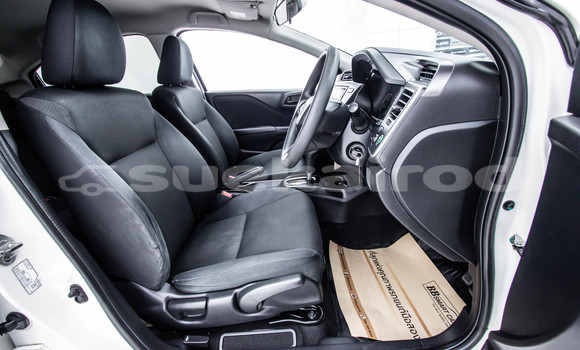 Buy Used Honda City White Car in Bangkok in Bangkok Buy Used Honda City White Car in Bangkok in Bangkok