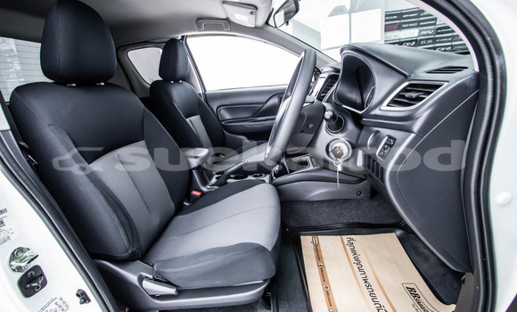 ซื้อ รถมือสอง Mitsubishi Triton ขาว รถยนต์ ใน %{เมือง} ใน กรุงเทพมหานคร ซื้อ รถมือสอง Mitsubishi Triton ขาว รถยนต์ ใน %{เมือง} ใน กรุงเทพมหานคร