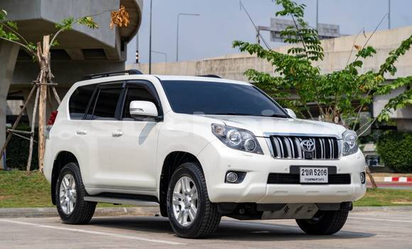 Buy Used Toyota Land Cruiser Prado White Car in Bangkok in Bangkok Buy Used Toyota Land Cruiser Prado White Car in Bangkok in Bangkok