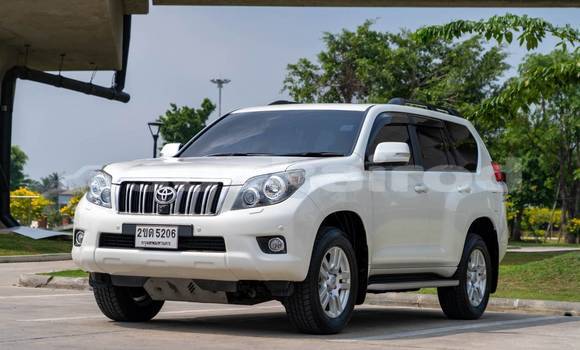 Buy Used Toyota Land Cruiser Prado White Car in Bangkok in Bangkok Buy Used Toyota Land Cruiser Prado White Car in Bangkok in Bangkok