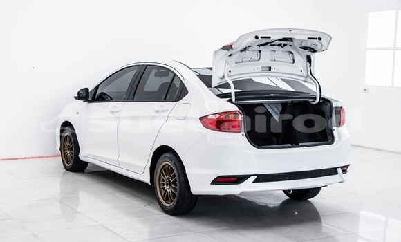 Buy Used Honda Civic White Car in Bangkok in Bangkok Buy Used Honda Civic White Car in Bangkok in Bangkok