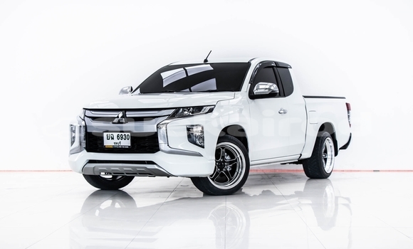 ซื้อ รถมือสอง Mitsubishi Triton ขาว รถยนต์ ใน %{เมือง} ใน กรุงเทพมหานคร ซื้อ รถมือสอง Mitsubishi Triton ขาว รถยนต์ ใน %{เมือง} ใน กรุงเทพมหานคร