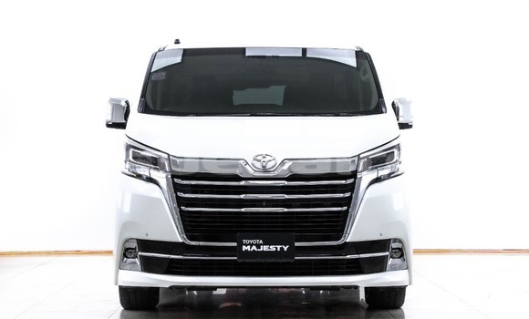 ซื้อ รถมือสอง Toyota MasterAce Surf ขาว รถยนต์ ใน %{เมือง} ใน กรุงเทพมหานคร