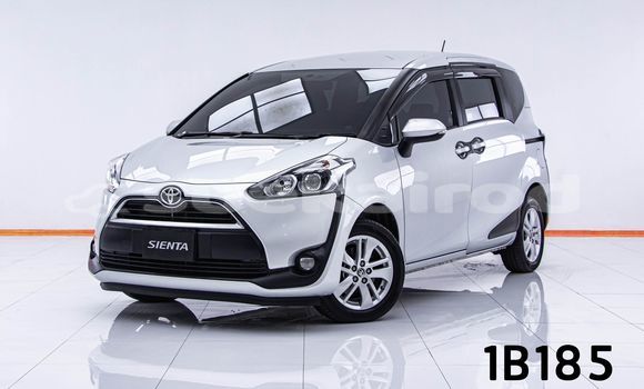 ซื้อ รถมือสอง Toyota Sienta อื่น ๆ รถยนต์ ใน %{เมือง} ใน กรุงเทพมหานคร ซื้อ รถมือสอง Toyota Sienta อื่น ๆ รถยนต์ ใน %{เมือง} ใน กรุงเทพมหานคร
