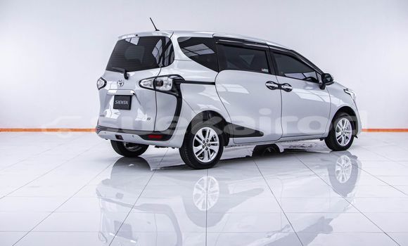 ซื้อ รถมือสอง Toyota Sienta อื่น ๆ รถยนต์ ใน %{เมือง} ใน กรุงเทพมหานคร ซื้อ รถมือสอง Toyota Sienta อื่น ๆ รถยนต์ ใน %{เมือง} ใน กรุงเทพมหานคร