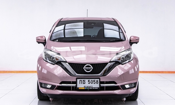 ซื้อ รถมือสอง Nissan Note อื่น ๆ รถยนต์ ใน %{เมือง} ใน กรุงเทพมหานคร