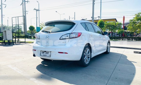 Buy Used Mazda 3 White Car in Chiang Mai in Chiang Mai Buy Used Mazda 3 White Car in Chiang Mai in Chiang Mai