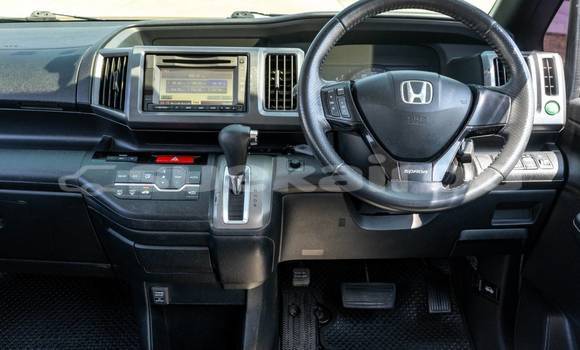 Buy Used Honda Stepwgn White Car in Bangkok in Bangkok Buy Used Honda Stepwgn White Car in Bangkok in Bangkok
