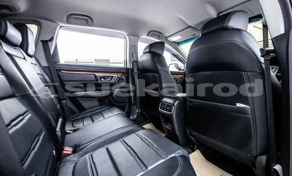 Buy Used Honda CR-V White Car in Bangkok in Bangkok Buy Used Honda CR-V White Car in Bangkok in Bangkok