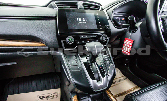Buy Used Honda CR-V White Car in Bangkok in Bangkok Buy Used Honda CR-V White Car in Bangkok in Bangkok