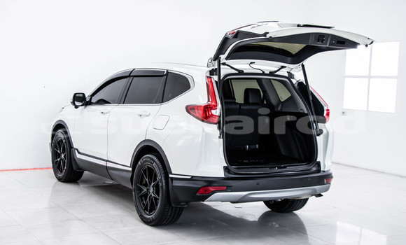 Buy Used Honda CR-V White Car in Bangkok in Bangkok Buy Used Honda CR-V White Car in Bangkok in Bangkok