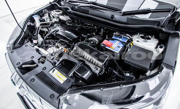 Buy Used Honda CR-V White Car in Bangkok in Bangkok Buy Used Honda CR-V White Car in Bangkok in Bangkok