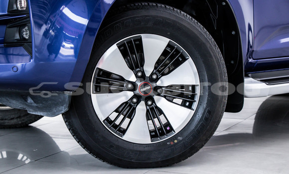 Buy Used Isuzu D-Max Blue Car in Bangkok in Bangkok Buy Used Isuzu D-Max Blue Car in Bangkok in Bangkok