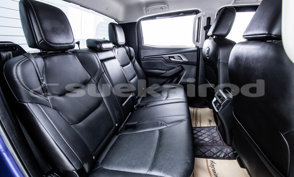 Buy Used Isuzu D-Max Blue Car in Bangkok in Bangkok Buy Used Isuzu D-Max Blue Car in Bangkok in Bangkok