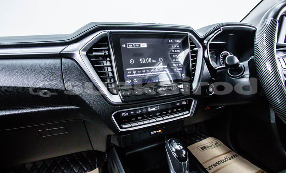 Buy Used Isuzu D-Max Blue Car in Bangkok in Bangkok Buy Used Isuzu D-Max Blue Car in Bangkok in Bangkok