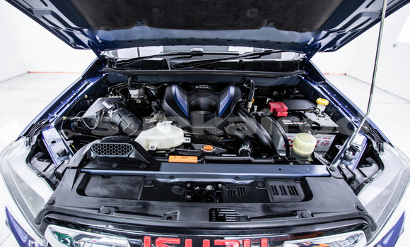 Buy Used Isuzu D-Max Blue Car in Bangkok in Bangkok Buy Used Isuzu D-Max Blue Car in Bangkok in Bangkok