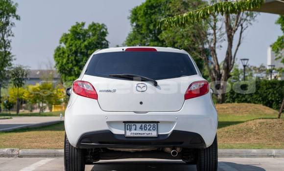 ซื้อ รถมือสอง Mazda 2 ขาว รถยนต์ ใน %{เมือง} ใน กรุงเทพมหานคร ซื้อ รถมือสอง Mazda 2 ขาว รถยนต์ ใน %{เมือง} ใน กรุงเทพมหานคร