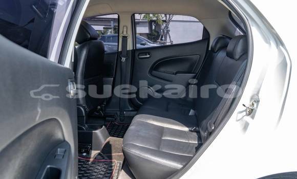 ซื้อ รถมือสอง Mazda 2 ขาว รถยนต์ ใน %{เมือง} ใน กรุงเทพมหานคร ซื้อ รถมือสอง Mazda 2 ขาว รถยนต์ ใน %{เมือง} ใน กรุงเทพมหานคร