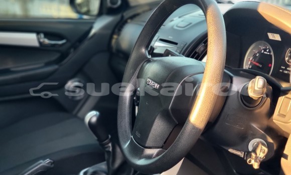 ซื้อ รถมือสอง Isuzu D-max Hi-Lander 2 dr สีดำ รถยนต์ ใน %{เมือง} ใน กรุงเทพมหานคร ซื้อ รถมือสอง Isuzu D-max Hi-Lander 2 dr สีดำ รถยนต์ ใน %{เมือง} ใน กรุงเทพมหานคร