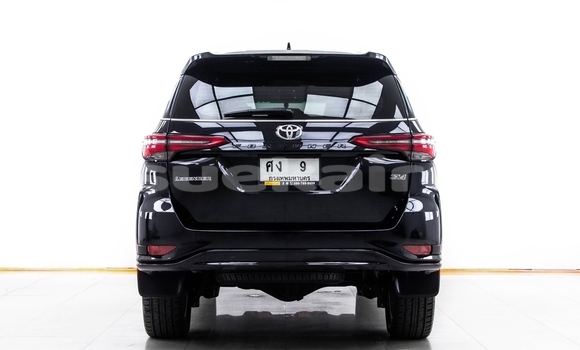 ซื้อ รถมือสอง Toyota Fortuner สีดำ รถยนต์ ใน %{เมือง} ใน กรุงเทพมหานคร ซื้อ รถมือสอง Toyota Fortuner สีดำ รถยนต์ ใน %{เมือง} ใน กรุงเทพมหานคร