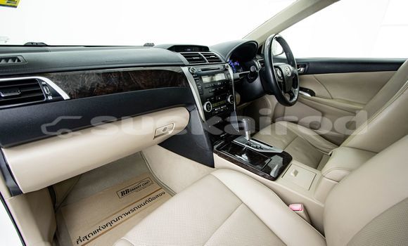 Buy Used Toyota Camry White Car in Bangkok in Bangkok Buy Used Toyota Camry White Car in Bangkok in Bangkok