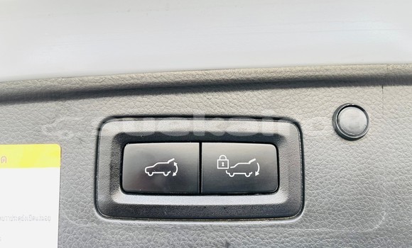 Buy Used Mitsubishi Pajero Sport White Car in Bangkok in Bangkok Buy Used Mitsubishi Pajero Sport White Car in Bangkok in Bangkok