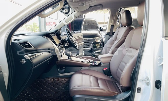 Buy Used Mitsubishi Pajero Sport White Car in Bangkok in Bangkok Buy Used Mitsubishi Pajero Sport White Car in Bangkok in Bangkok